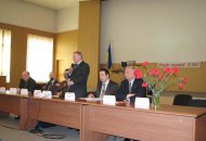 Традиційна церемонія проводу команди вчених і «зимівників»