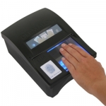 Здатність сканувати відбитки пальців методом прокатки - це ще одна з переваг сканера DERMALOG LF10